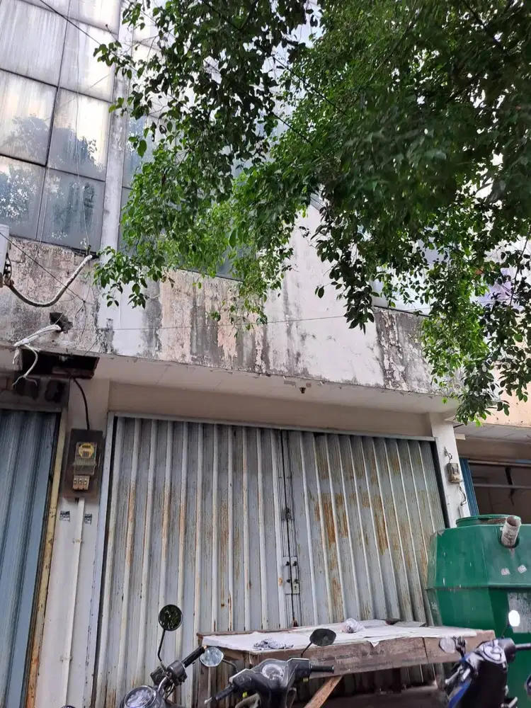 Ruko 4.5lt Lokasi Strategis