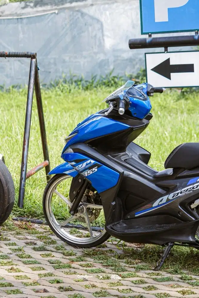 Di jual velg aerox vnd ak55 r17