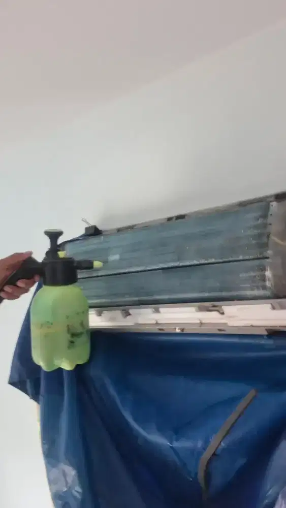 SERVICE AC PERBAIKAN DAN MAINTENANCE