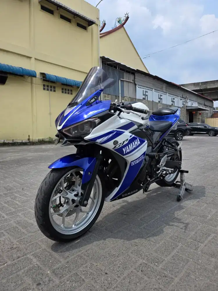 Yamaha R25 Blue GP 2014