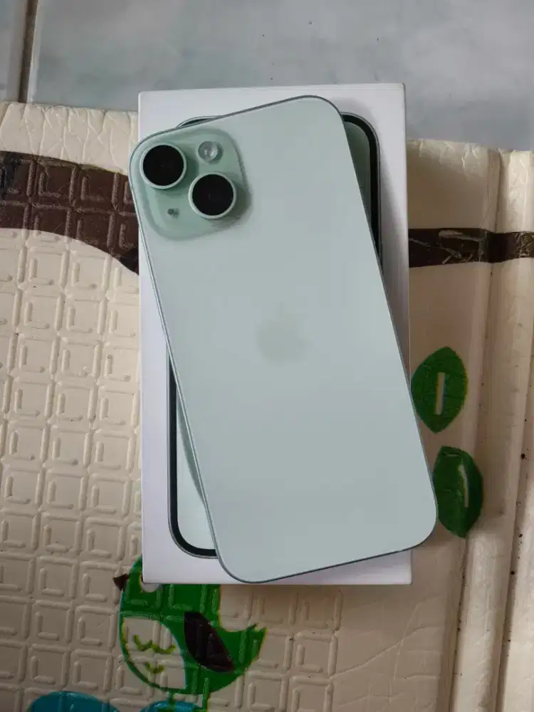Iphone 15 128gb green ibox