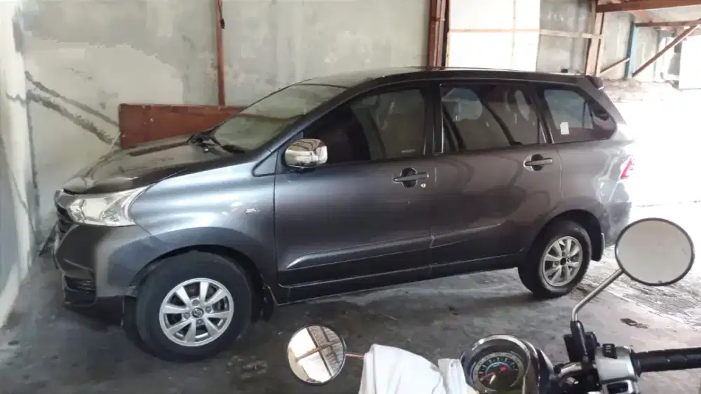 Mobil Toyota Avanza Type G Matic 2017 DK