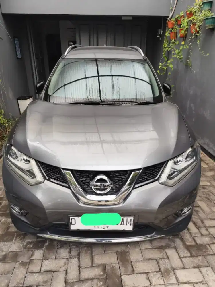 Nissan X-Trail 2017 Abu Metalik