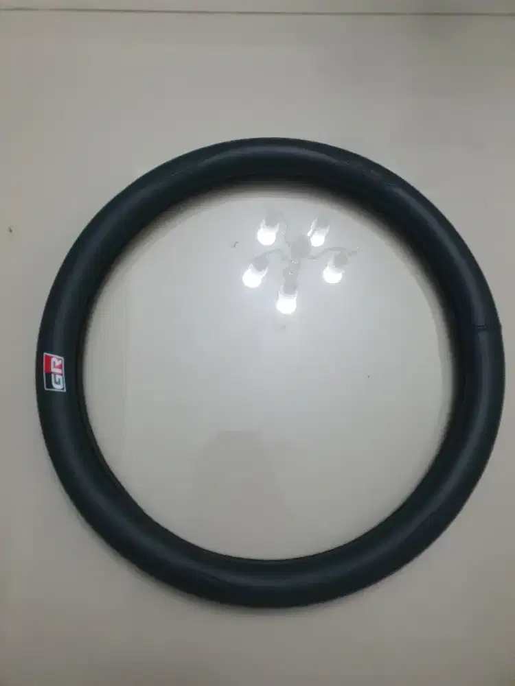 Cover Stir Sarung Setir Mobil Logo GR Bahan Kulit Warna Full Hitam