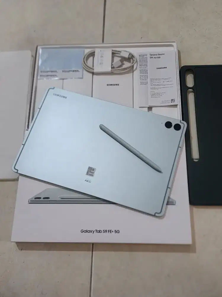 Samsung Tab S9 FE Plus 5G 12/256Gb+S-Pen, warna Mint SEIN, 99% Mulus