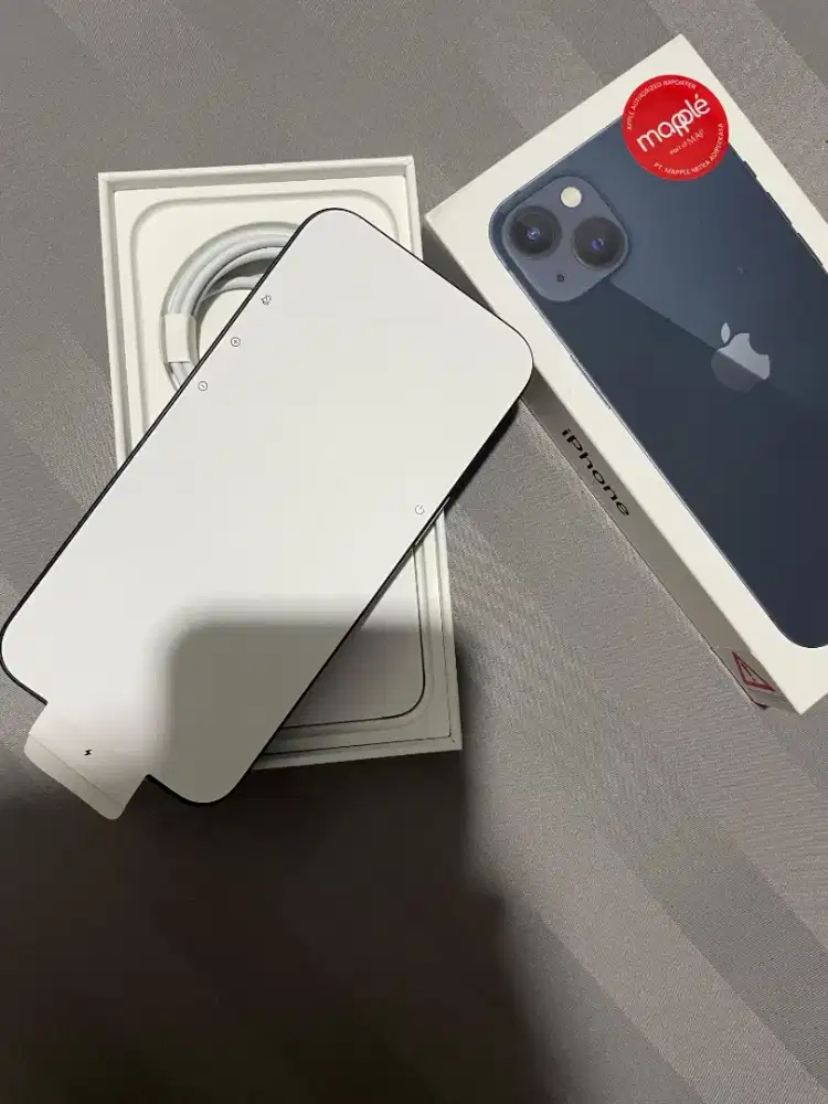 Iphone 13 256GB (BARU UNBOXING)