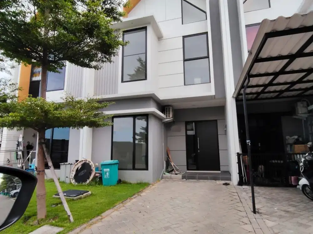 Disewakan Rumah 2 Lantai di Eastern Park Keputih dekat Pakuwon City