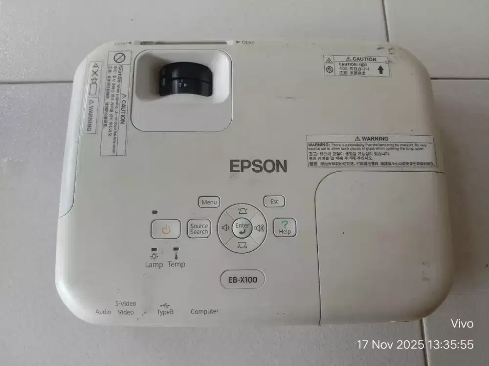 Projektor epson eb-x100
