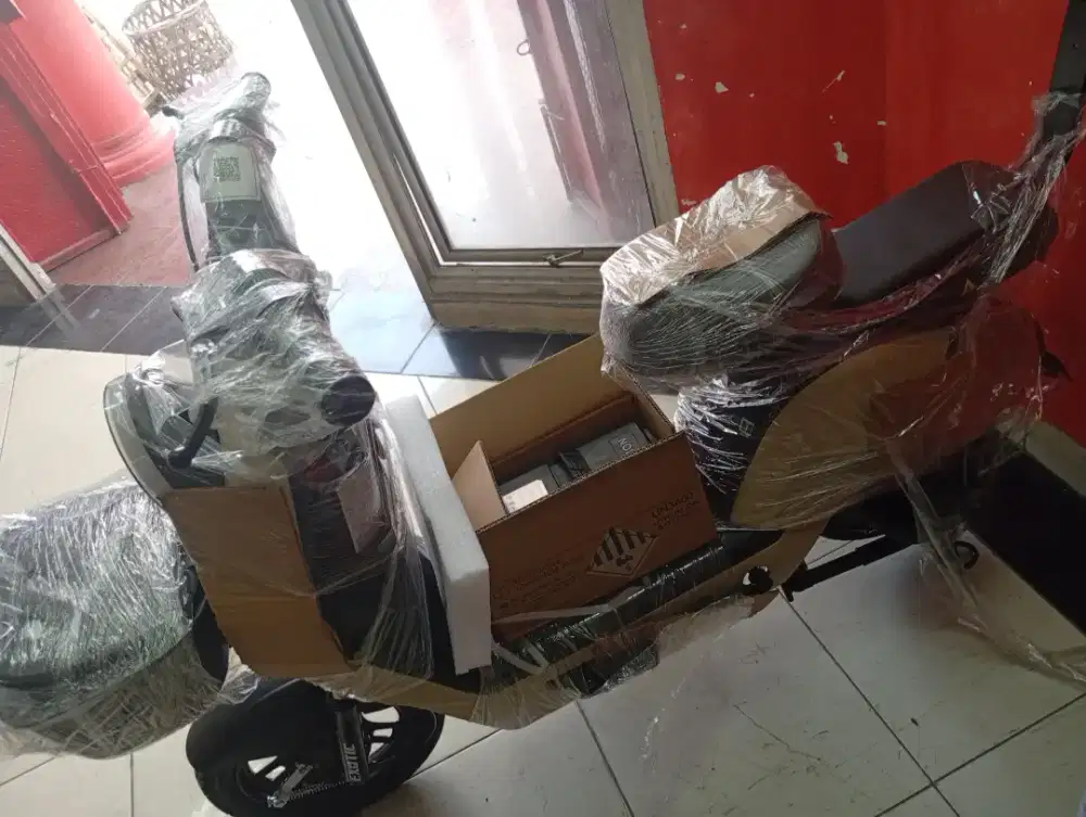 Sepeda listrik EXOTIC 929 Lith