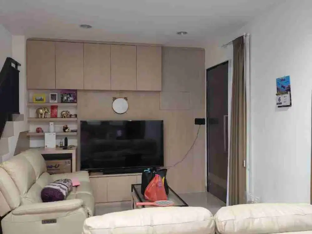 sewa cepat rumah milenial pik2 8x10 furnished siap huni