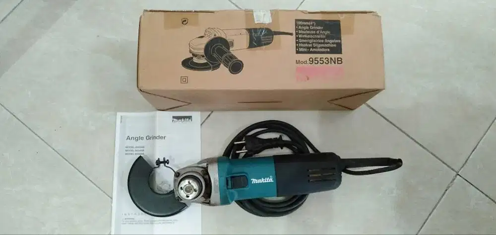 Mesin Potong Keramik  MAKITA