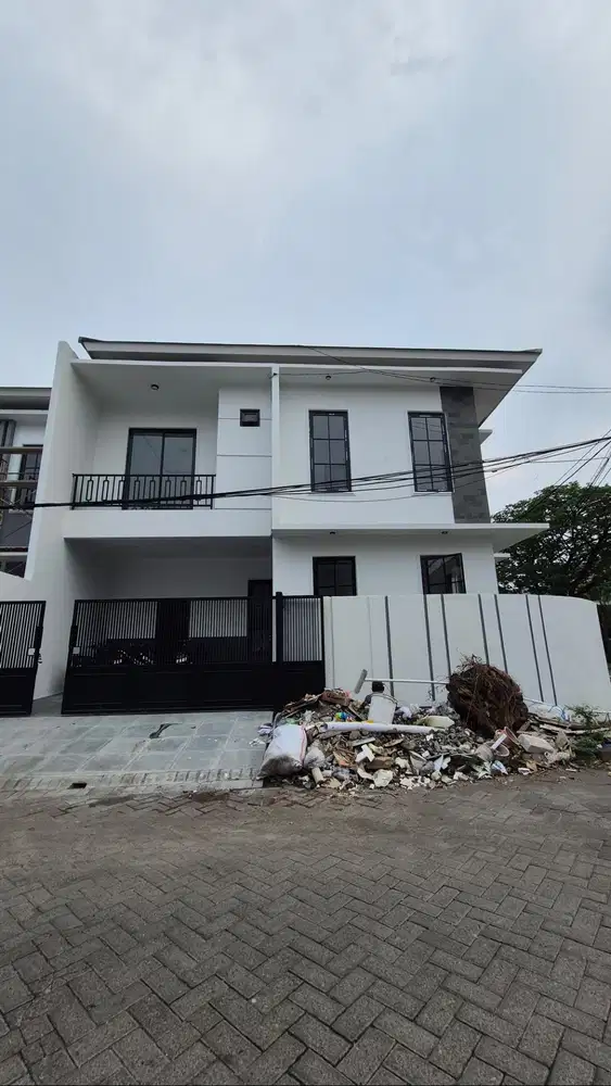 Dijual Rumah Hook Baru Gress Minimalis Araya II Surabaya Timur