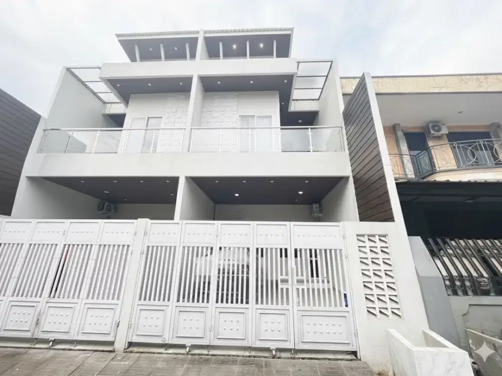 Rumah Cantik 13 Menit ke Gerbang Tol Jatiwarna 2 Dibantu KPR J-31696