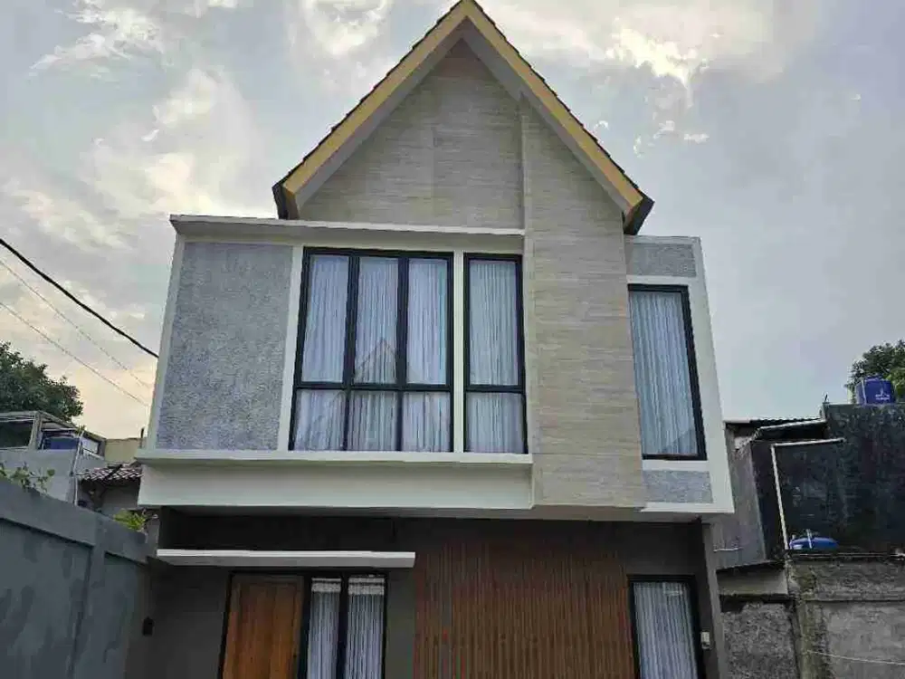 Rumah mewah i 978juta di dekat tol jatiwarna siap huni