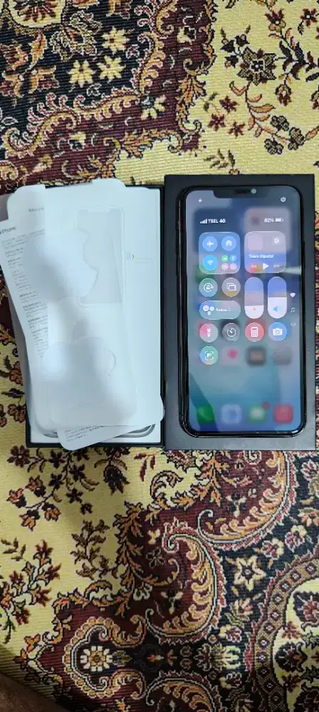 IPHONE 11 PRO MAX SPACEGRAY 256GB WHITELIST