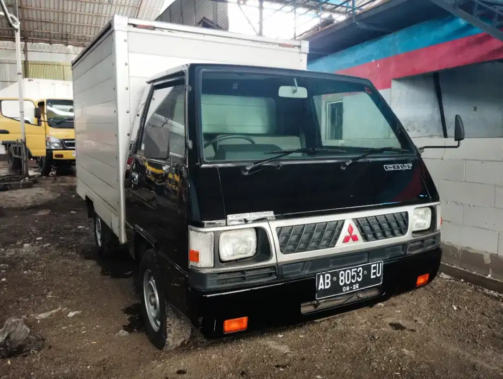 Mitsubishi L300 Box 2016 AC Siap Pakai