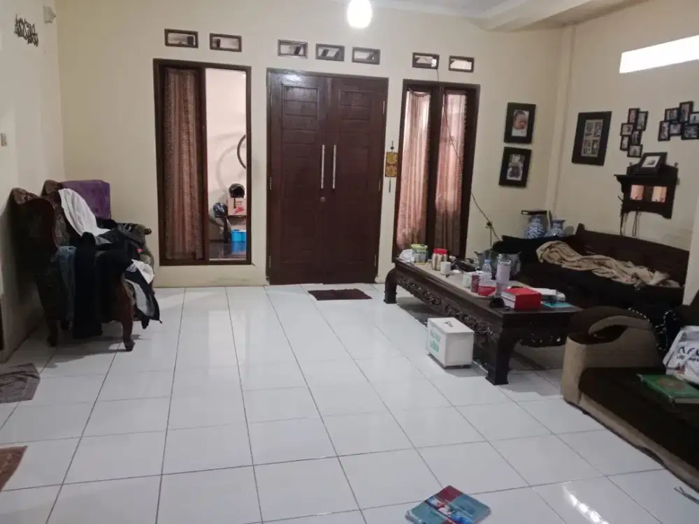 Dijual Rumah Nyaman Terawat Siap Huni Lokasi Strategis di Kopo Sayati Bandung