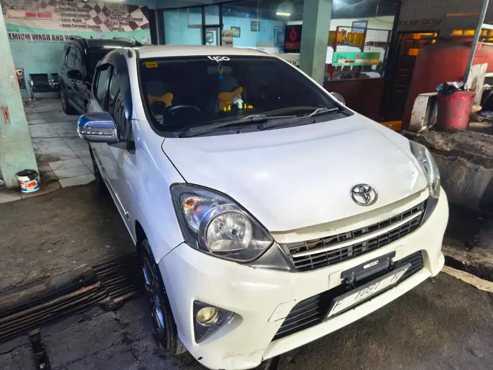 TOYOTA AGYA 1000CC TYPE G MANUAL 2016