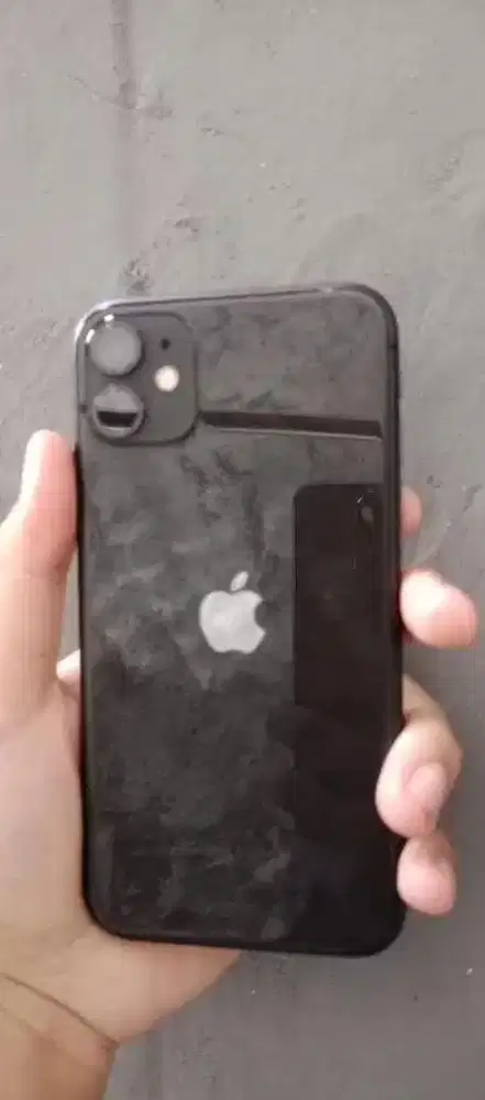 IPhone 11  128gb lengkap nego