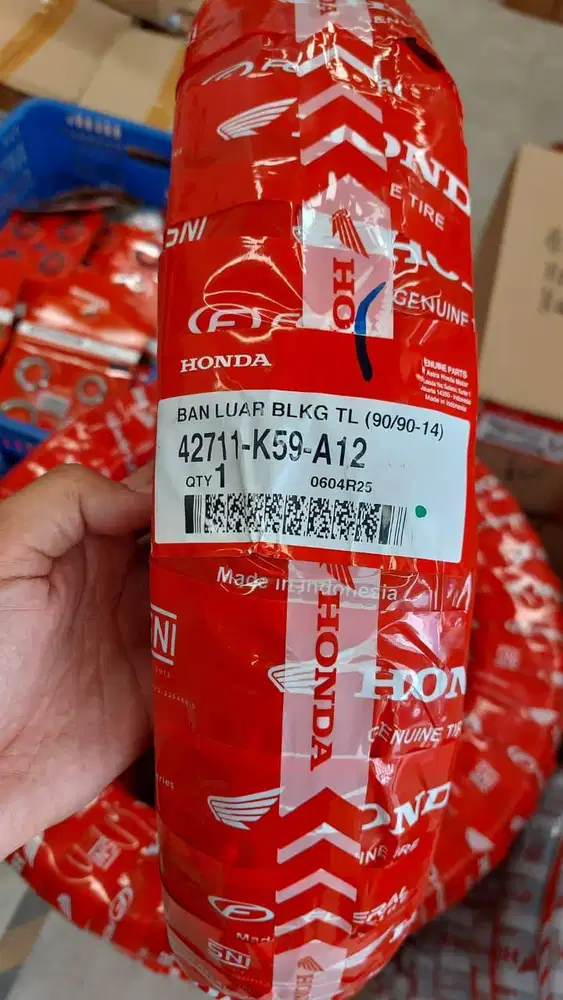 Ban Tubles Belakang 90/90-14 Honda Genio