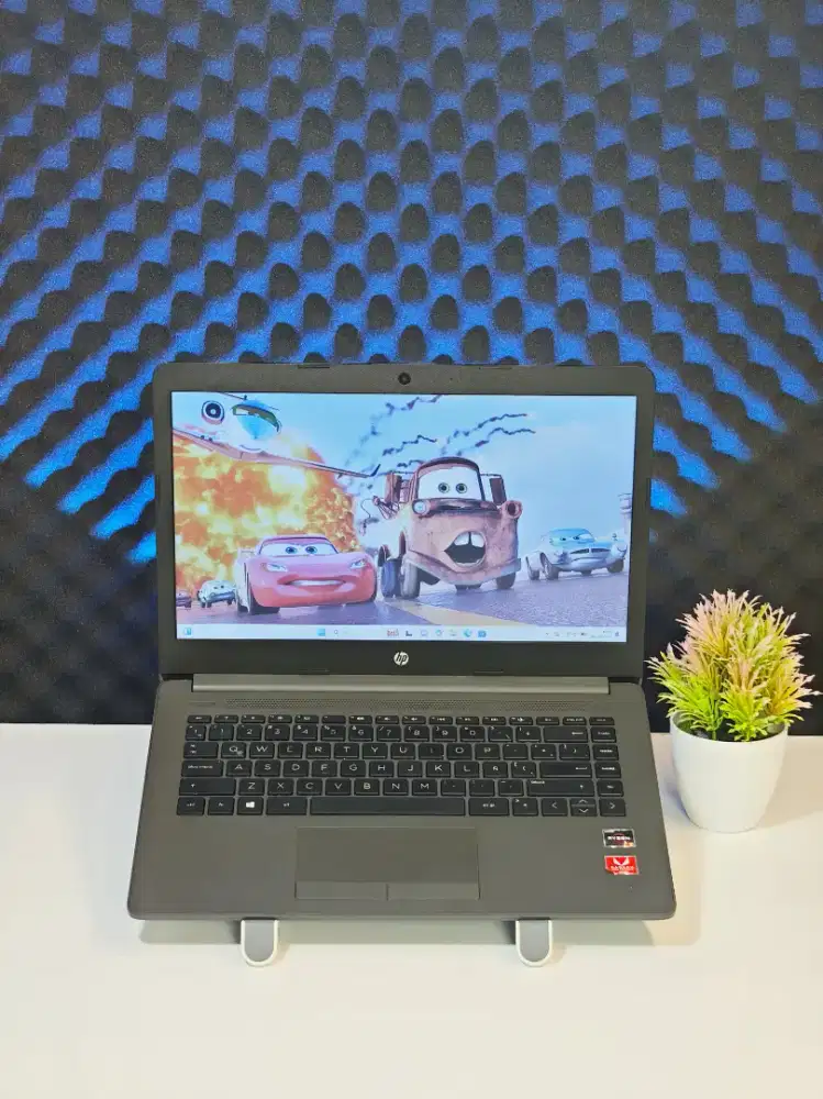 Laptop AMD Ryzen 5 Terbaik – HP ProBook 245 G7 (Mulus Normal)