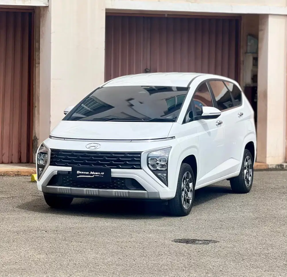 Hyundai Stargazer Prime 1.5 AT 2022 / 2023 / Odo 30rbu Kilometer