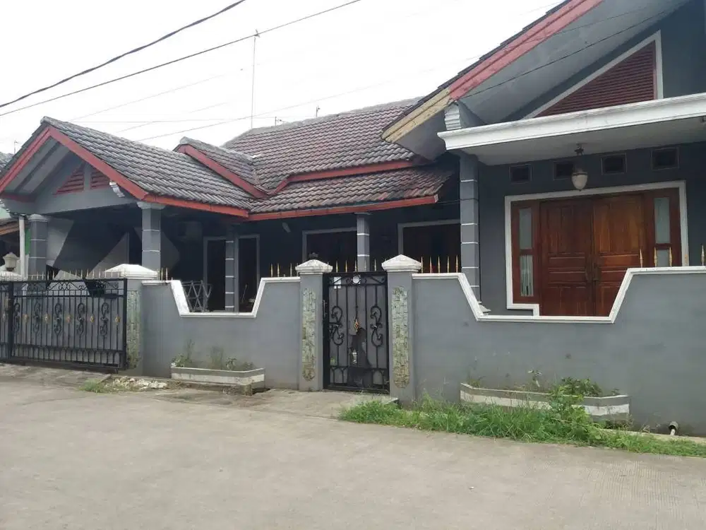 Jual Rumah di TAMAN TRIDAYA BEKASI siap huni Cash only (H1126)