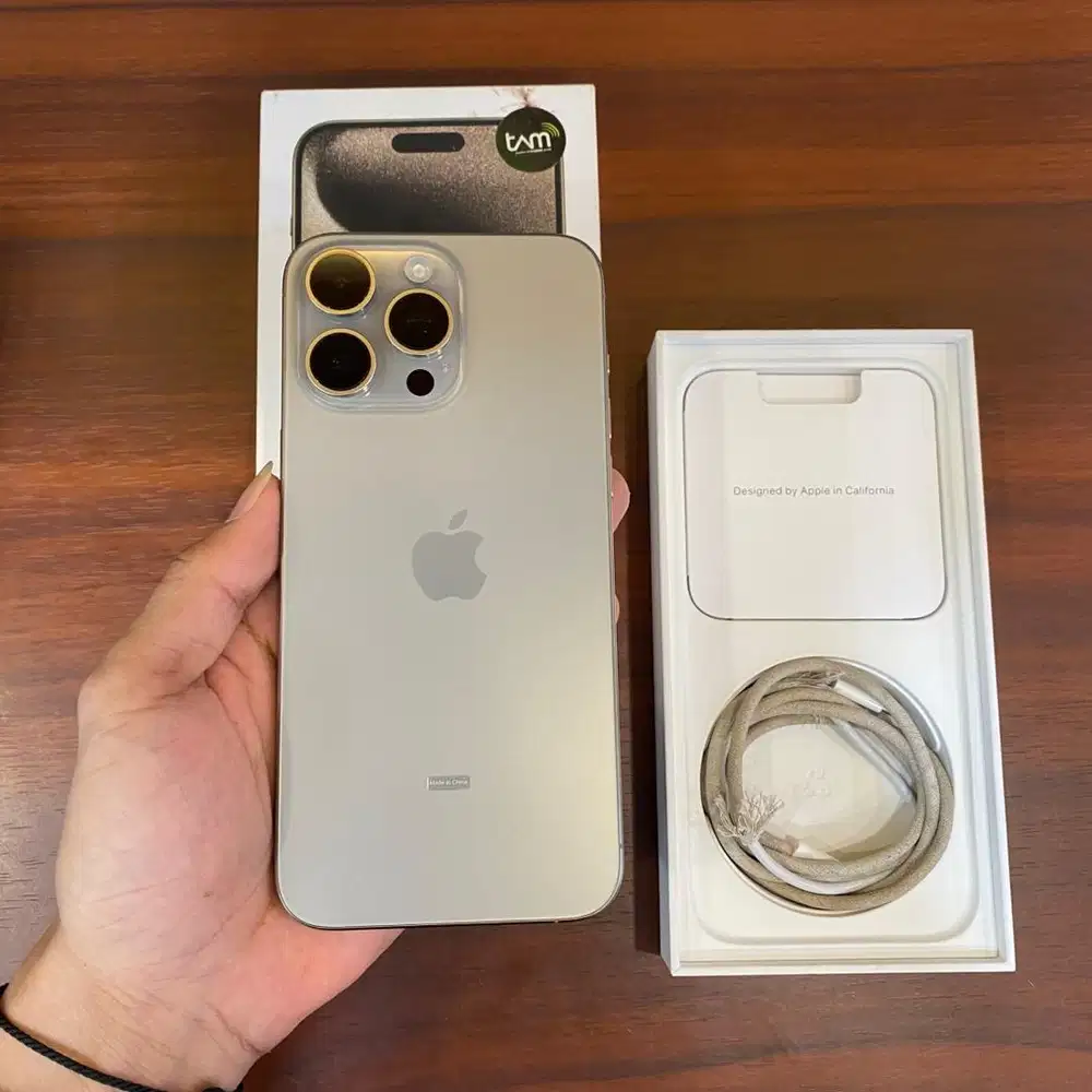 iPhone 15 Pro Max 1TB Natural Titanium iBox