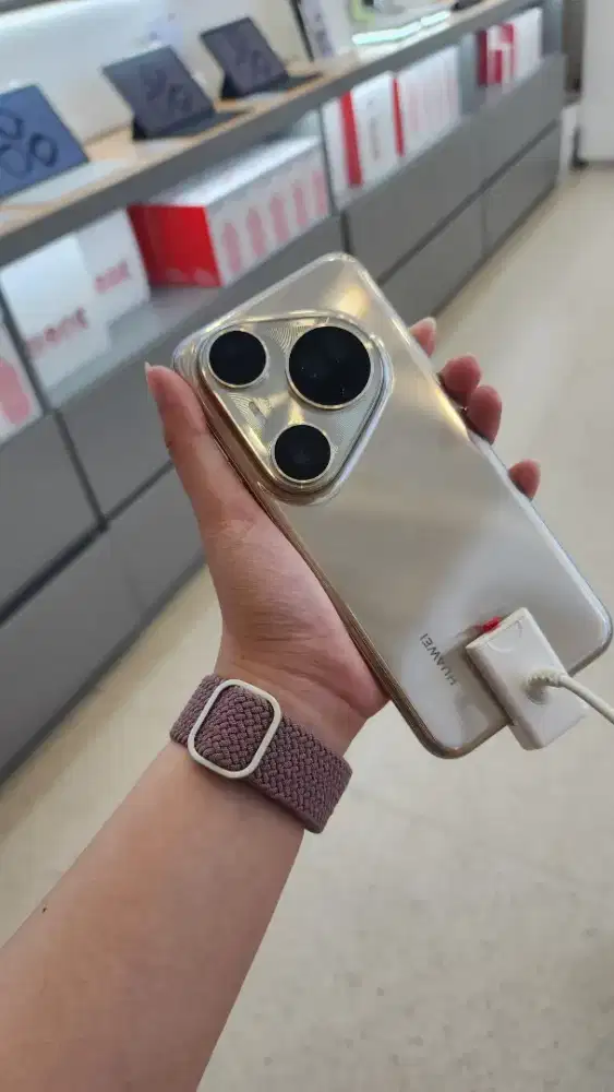 PURA 80 ULTRA & PRO PROMO