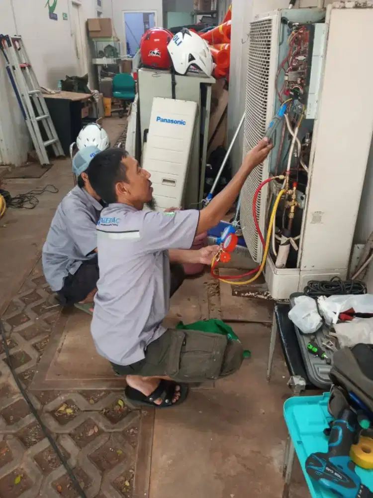 Service AC, Kulkas, Mesin cuci, Kipas angin dll