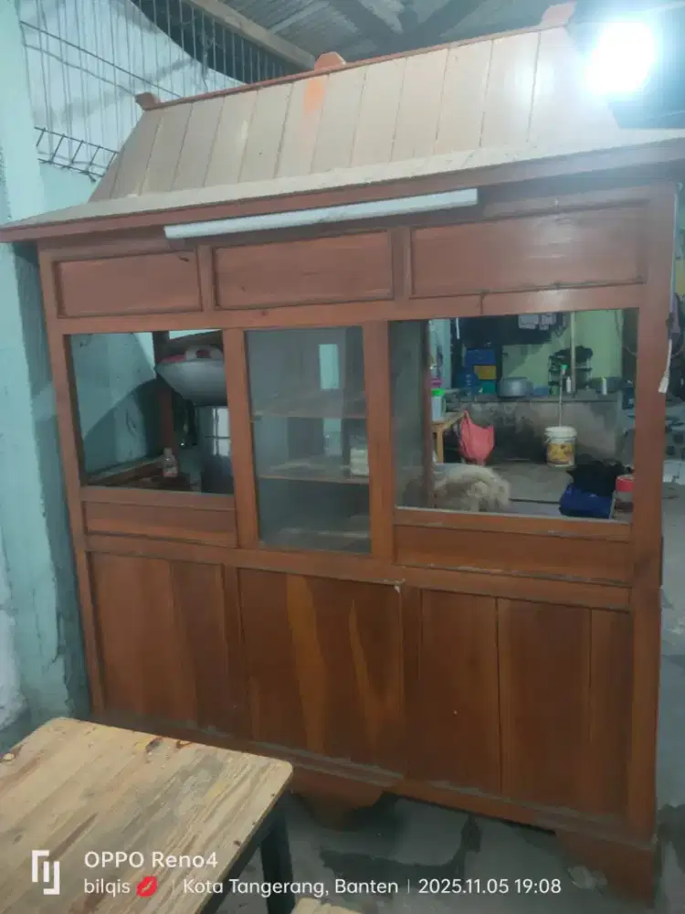 Jual cepat aj buat USHA bakso gerobak meja kasir kursi dan meja