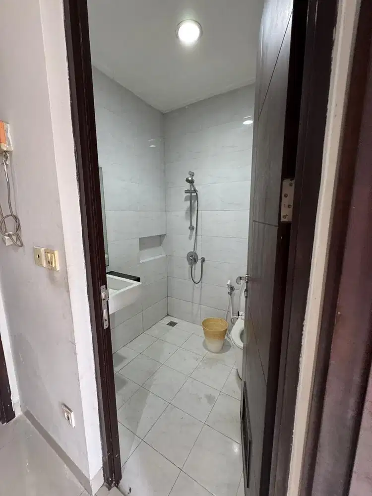 Dijual cepat rumah murah di green lake city