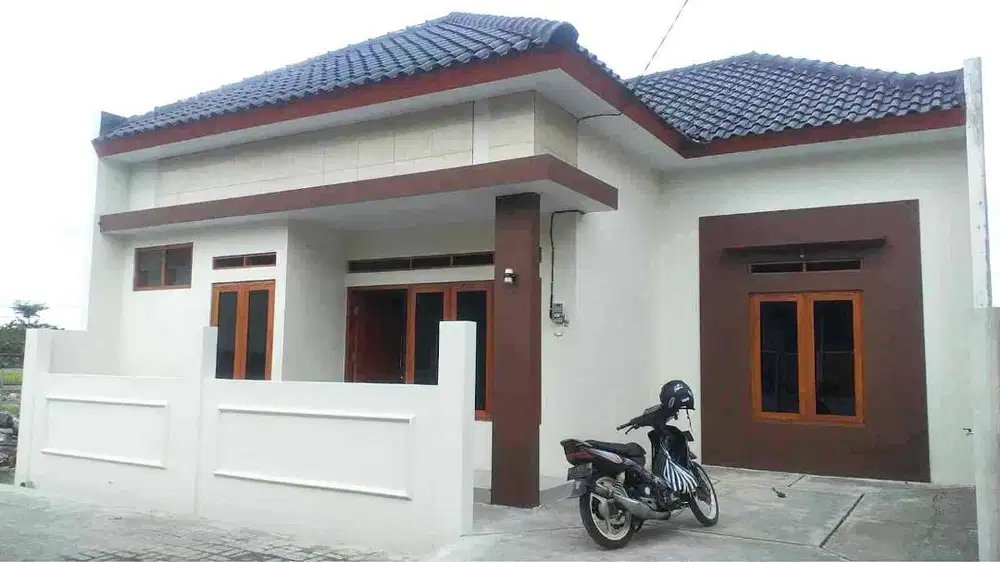 Rumah Siap Huni di Dlm Perum, 3 KT 2 KM ( LT 100 mtr ) . Bs KPR & Cash