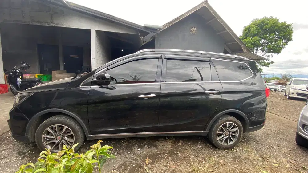 Wuling Cortez 2018 Bensin