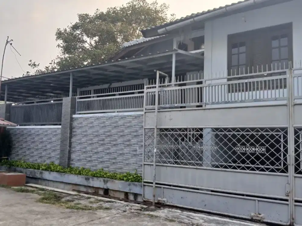 JUAL RUMAH DEKAT LRT