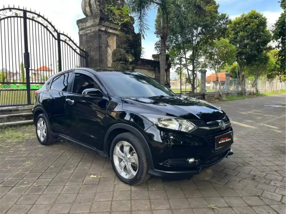 HRV 1.5 E CVT Hitam 2016 (D 1804 FY) lokasi Badung Bali