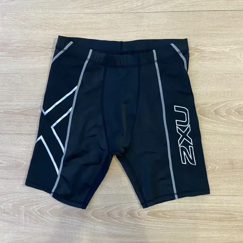 2XU Short Compression Celana Running Mens Pria Original Size L