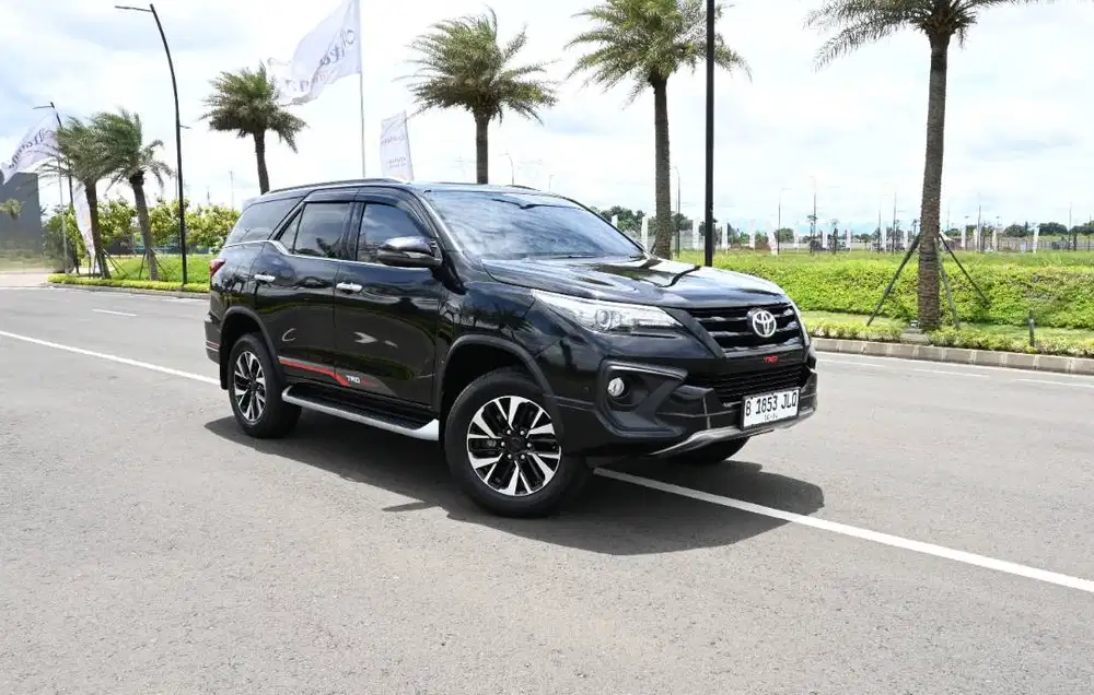 (Tdp10jtan) Fortuner VRZ TRD Diesel 2018 Black