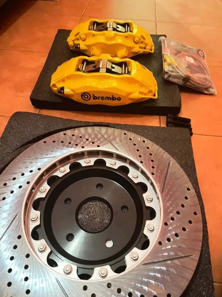 BBK brembo F50 4 pot innova 2004-2015