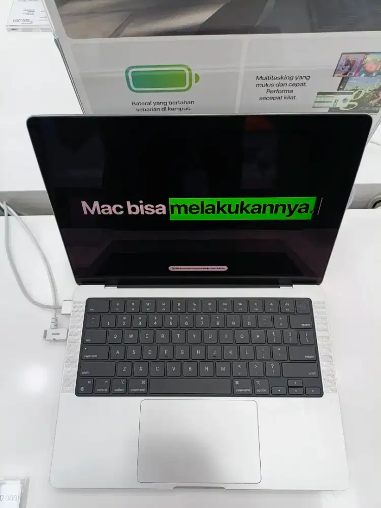 Macbook Pro 14inci Cicilan Mulai dari 800ribuan