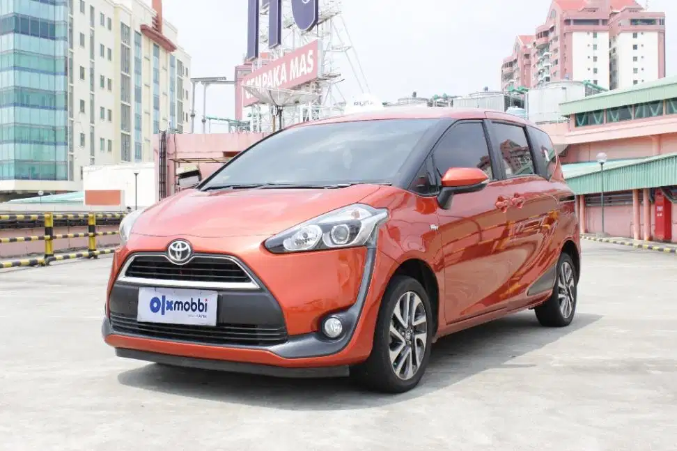 TDP 8,JT Toyota Sienta 1.5 V Bensin-AT Orange 2017
