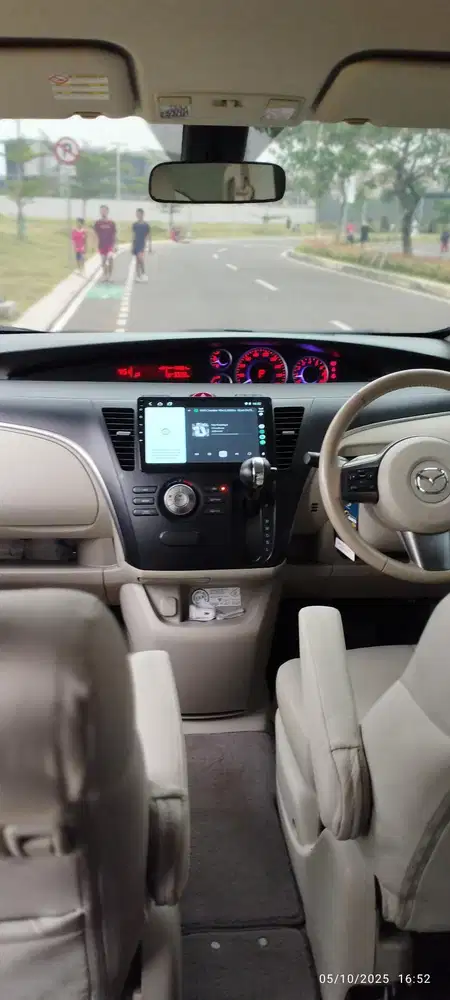 Mazda Biante 2013 Bensin