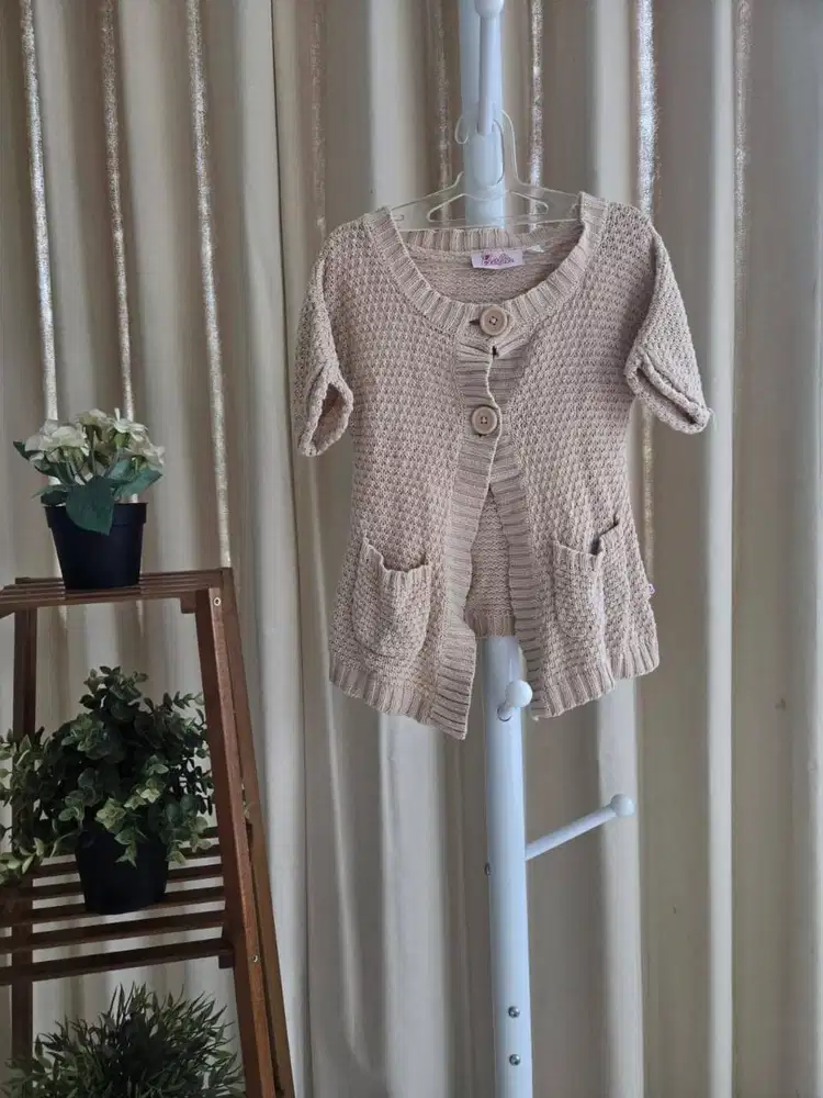 Cardigan Anak Rajut - Preloved