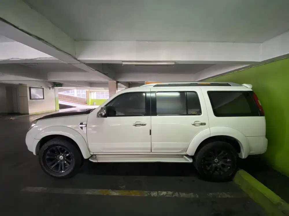 Ford Everest Limited 2013 TDCI