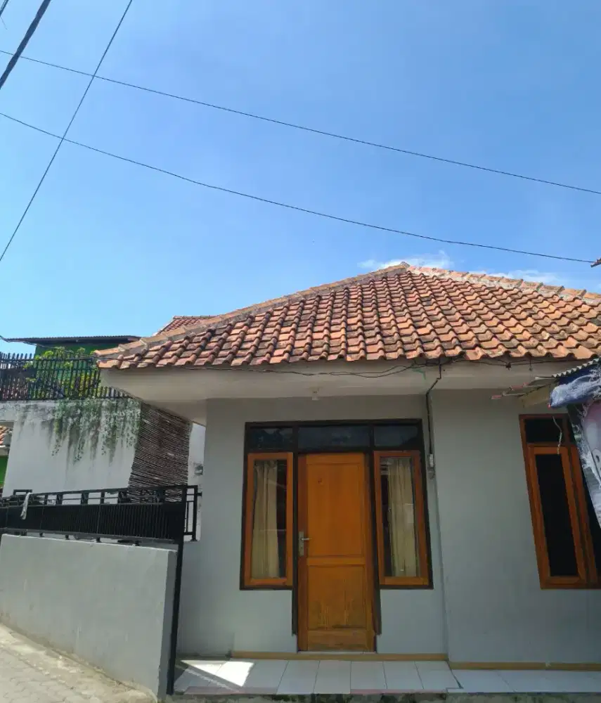 Dikontrakan Rumah Tahunan atau 6 bulan