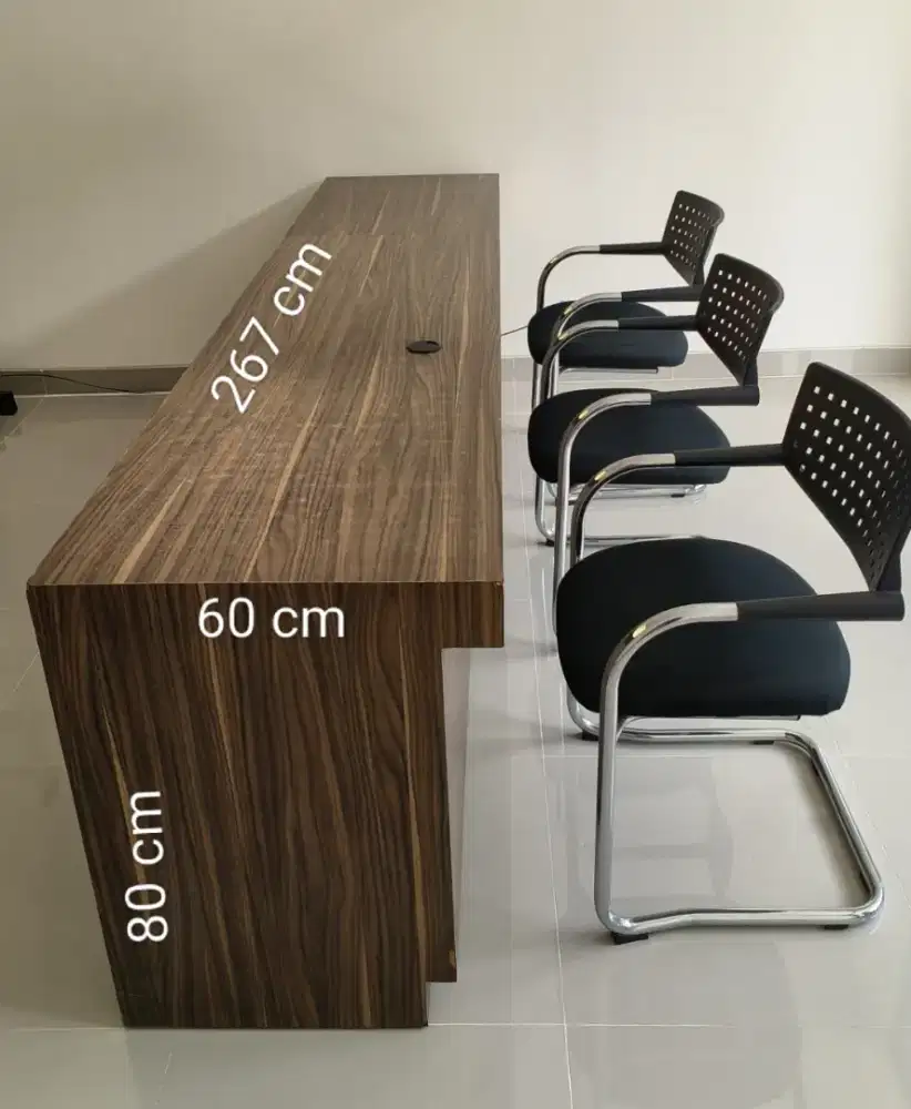 MEJA CUSTOMER SERVICE + 3 KURSI