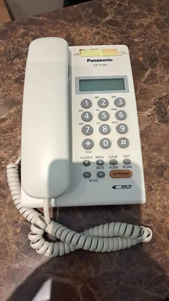 Telepon Panasonic KX-T7705