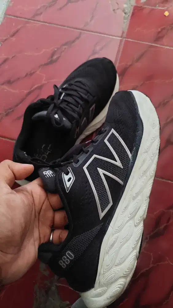 Sepatu new balance 880