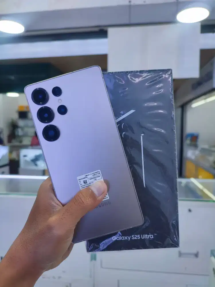 Samsung S25 Ultra 12/512 TitaniumGray Kondisi 100% Mulus Super Perfect