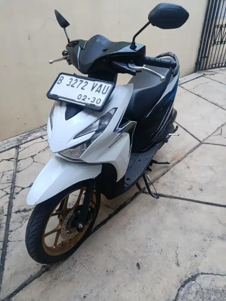 honda beat deluxe gen 2 cbs putih hitam km rendah